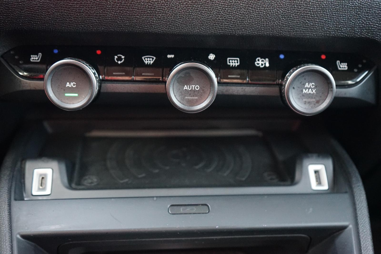 Citroën C4 1.2 12V e-THP Plus LED Navi ACC Totwinkel