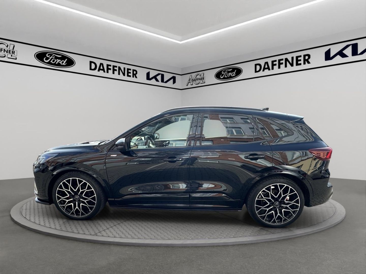 Fahrzeugabbildung Ford Kuga Hybrid ST-Line X HUD AHK-klappbar Navi Dig