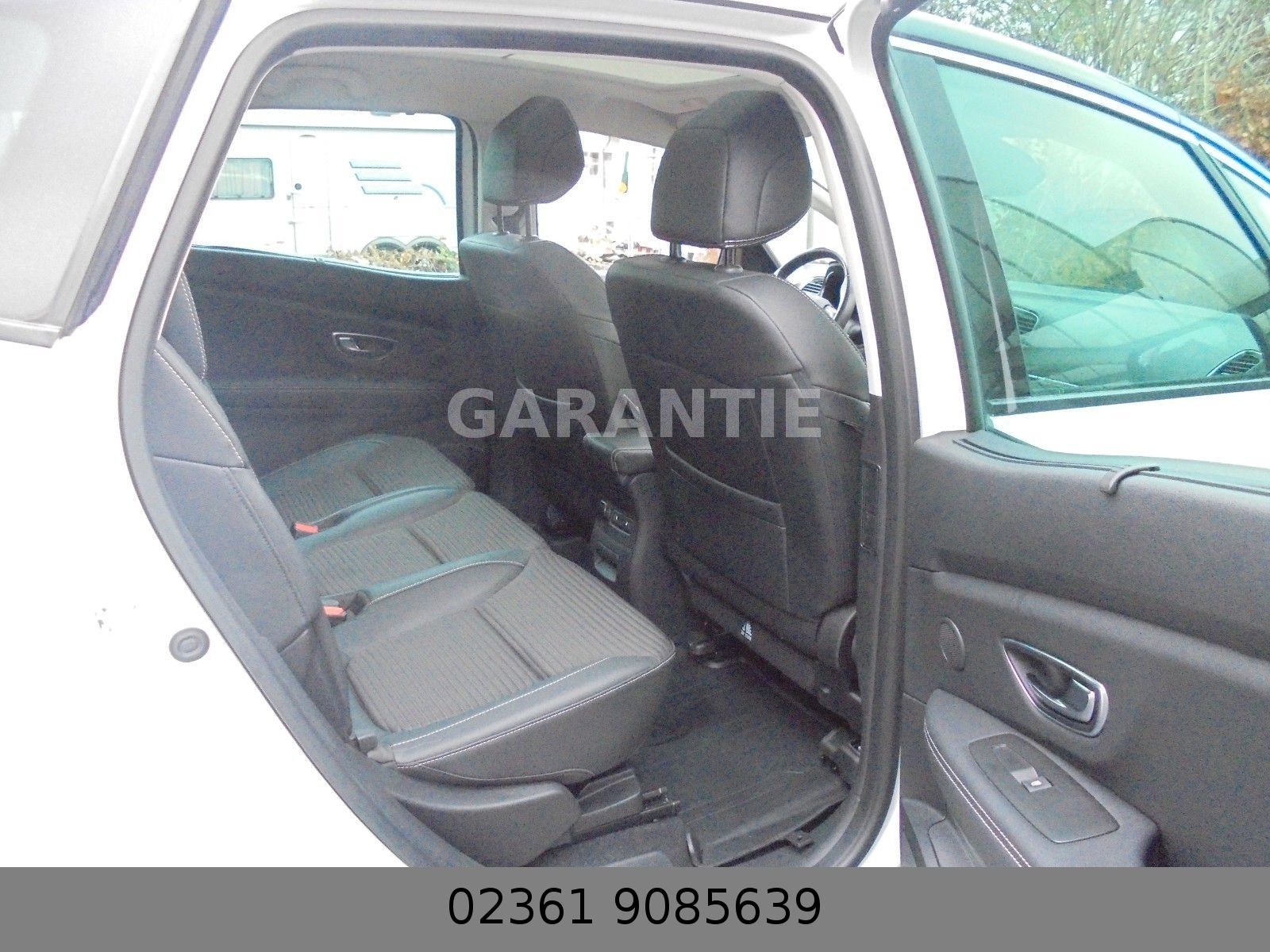 Fahrzeugabbildung Renault Scenic IV BOSE Edition Navi/Headup/Panramadach/