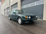 BMW Bmw 525i E34 - BMW 525: E34 525i