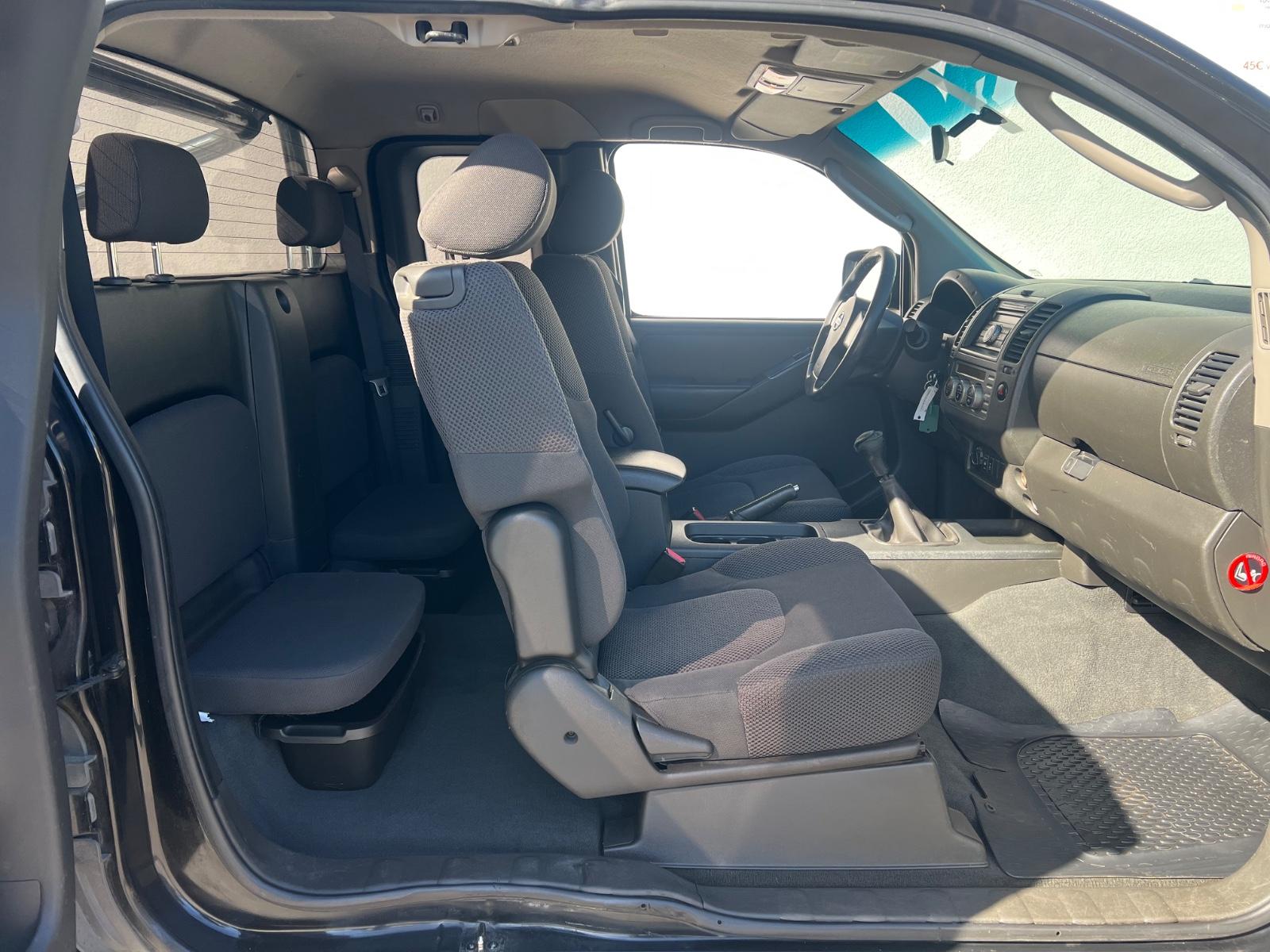 NISSAN NAVARA PICKUP KINGCAB COMFORT 4X4 KLIMA 150000KM | 174 ch | BVM | VOLANT EN CUIR