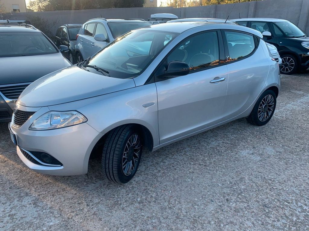 Image of Lancia Ypsilon