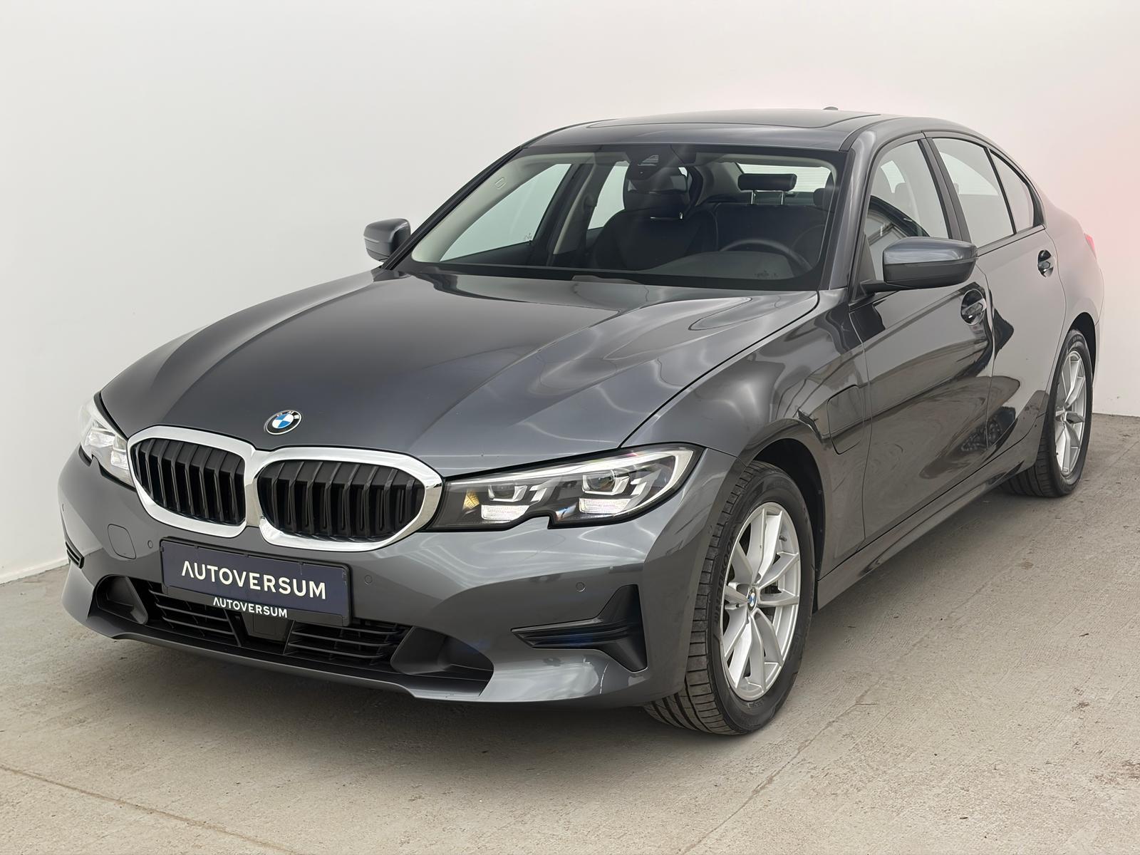 BMW 320e Advantage LED*KAM*eGSD*CARPLAY*