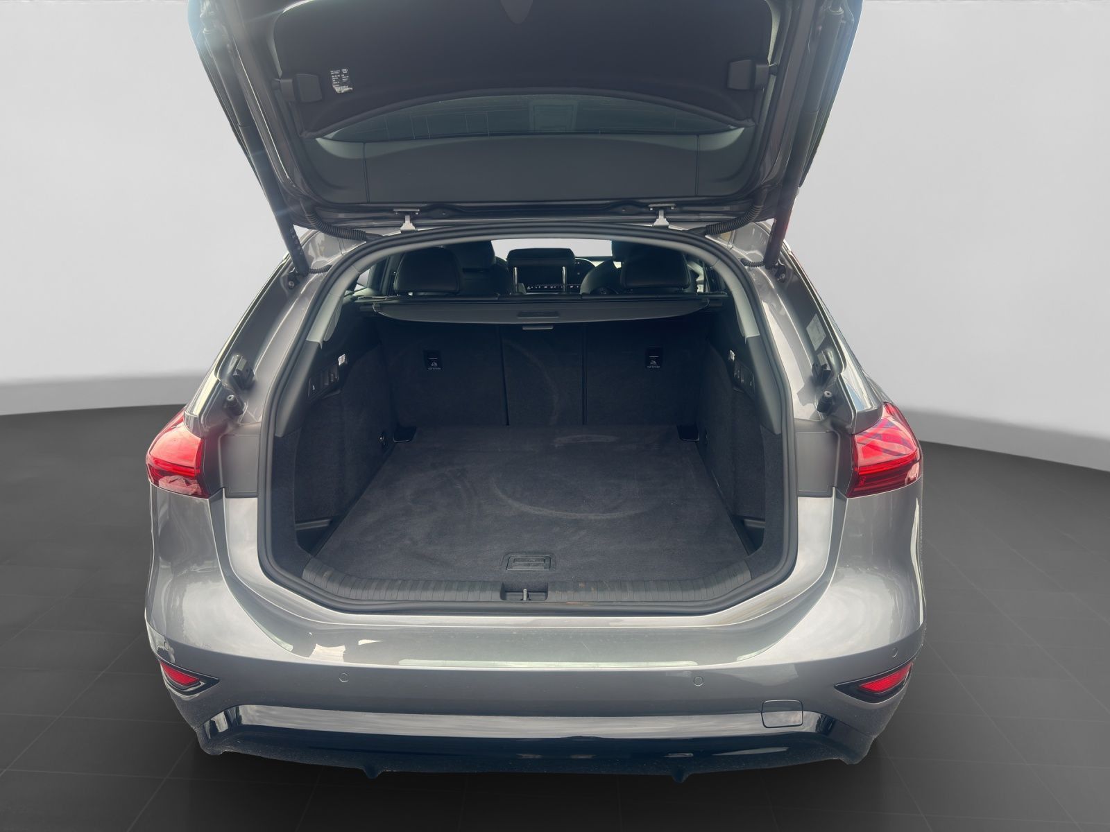 Audi A6 e-tron - Bild 18