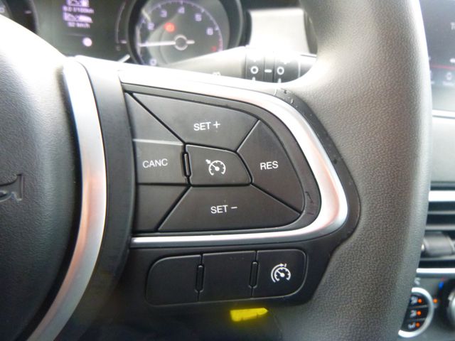 Fahrzeugabbildung Fiat 500X 1.3 GSE, Cross>AUT/Einparkhilfe/TEMP<