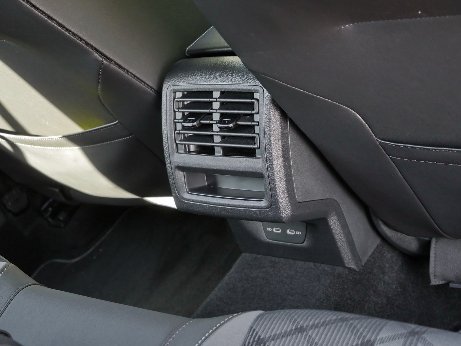 Volkswagen Golf - Bild 17
