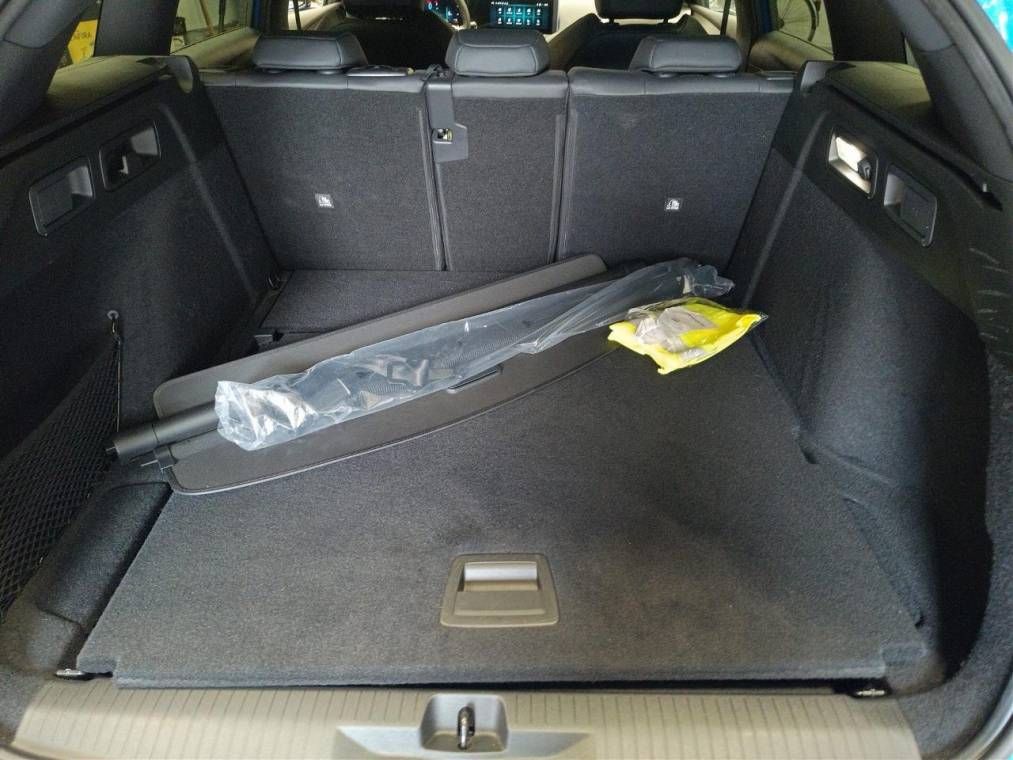 Fahrzeugabbildung Opel Astra L Sports Tourer GS MHEV AT