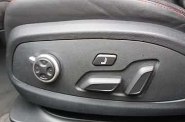 Fahrzeugabbildung Audi A4 Lim. 45 TFSI Quattro Edition One S Sportsitze