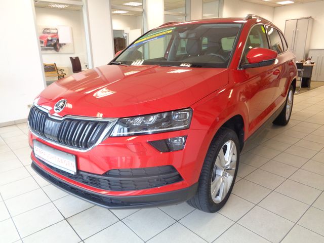 SKODA Karoq 1.5 TSI/ LED / KAMERA / 1. HAND / GARANTIE