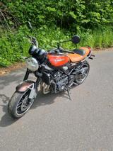 Kawasaki Z900RS - KAWASAKI 900 Z
