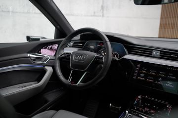 Audi Q8 e-tron - 9