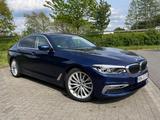 BMW 530i Limousine Luxury Line/Head-up/8F-bereift - BMW 530 von privat