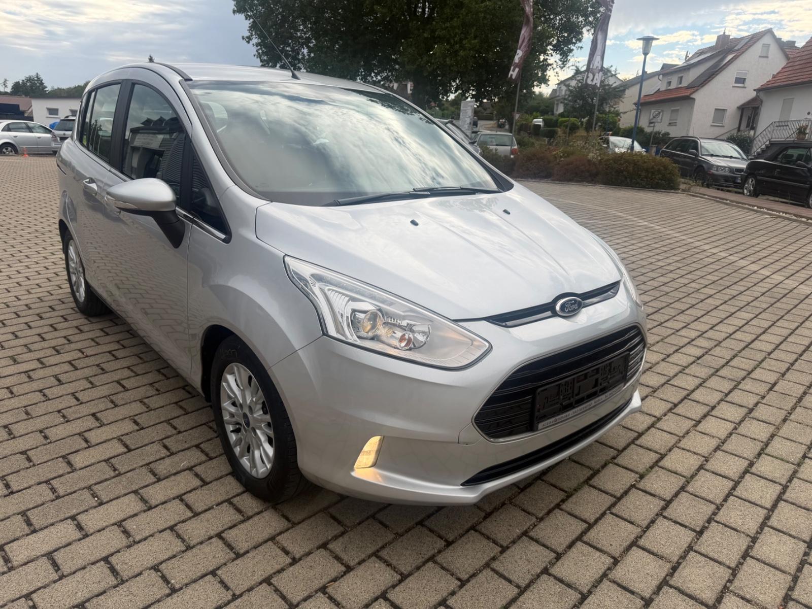 Ford B-MAX 2015 — photo 17