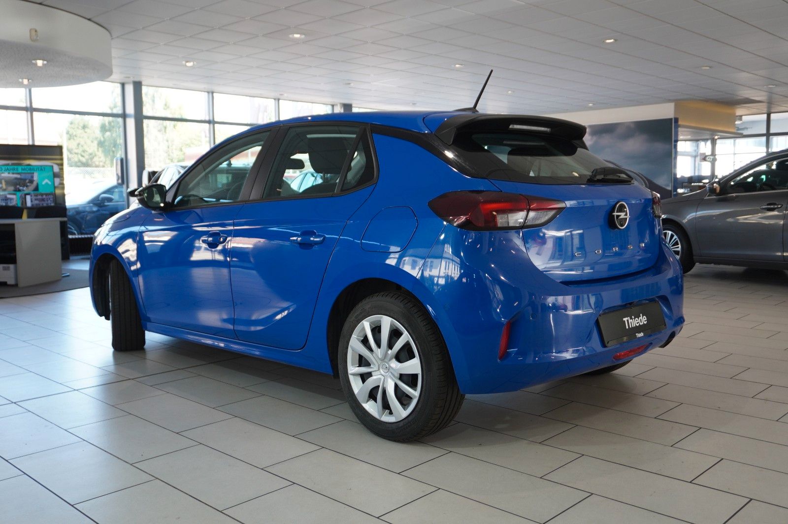 Fahrzeugabbildung Opel Corsa F 1.2 FACELIFT NAVI/LED/KAMERA/VIRTU./DAB+