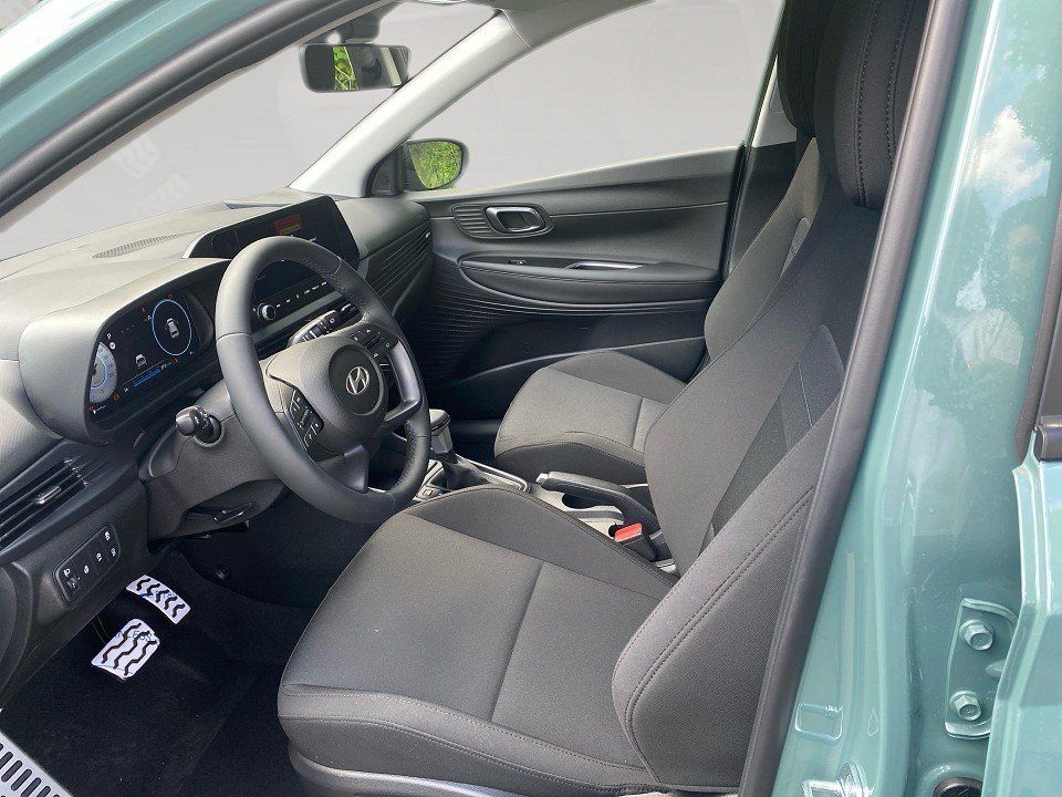 Fahrzeugabbildung Hyundai BAYON 1.0T 100PS DCT Trend Bose