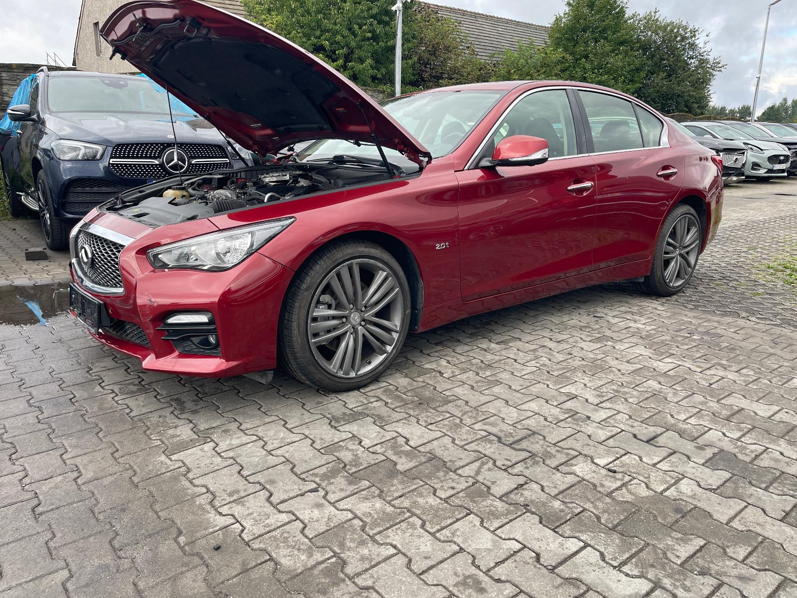 Infiniti Q50 2.0t Premium Tech Automático — foto 3