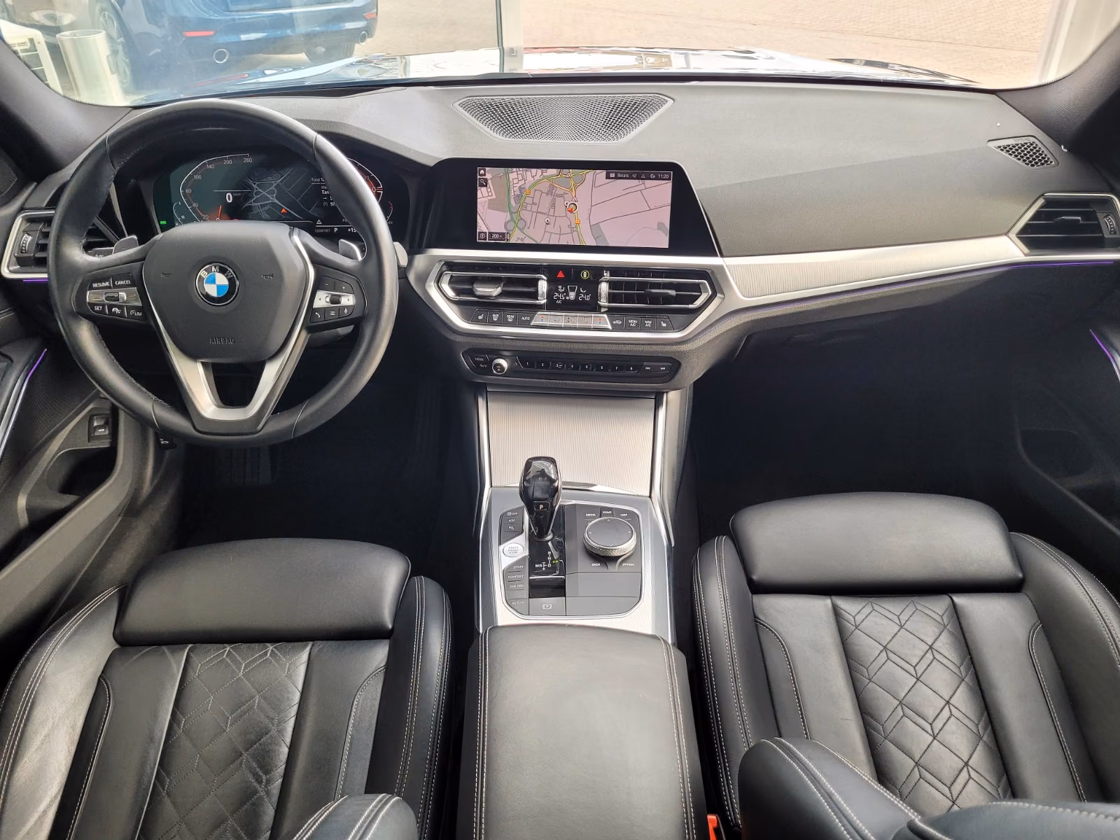 BMW 330d xDrive SportLine Leder/Panorama/Laser/360°