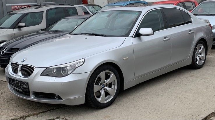 Image of BMW 525