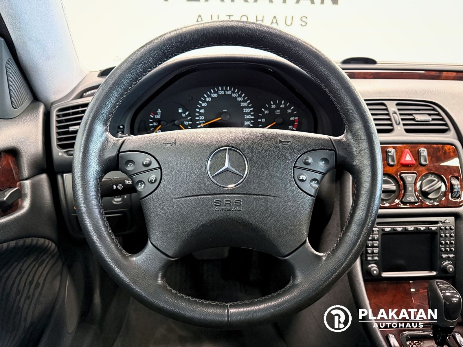 Fahrzeugabbildung Mercedes-Benz CLK 200 Kompressor Automatik Tempomat Klima