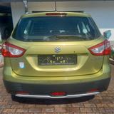 Suzuki (SX4) S-Cross 1.6 Comfort+ 4WD CVT Comfort+ - Suzuki (SX4) S-Cross von privat