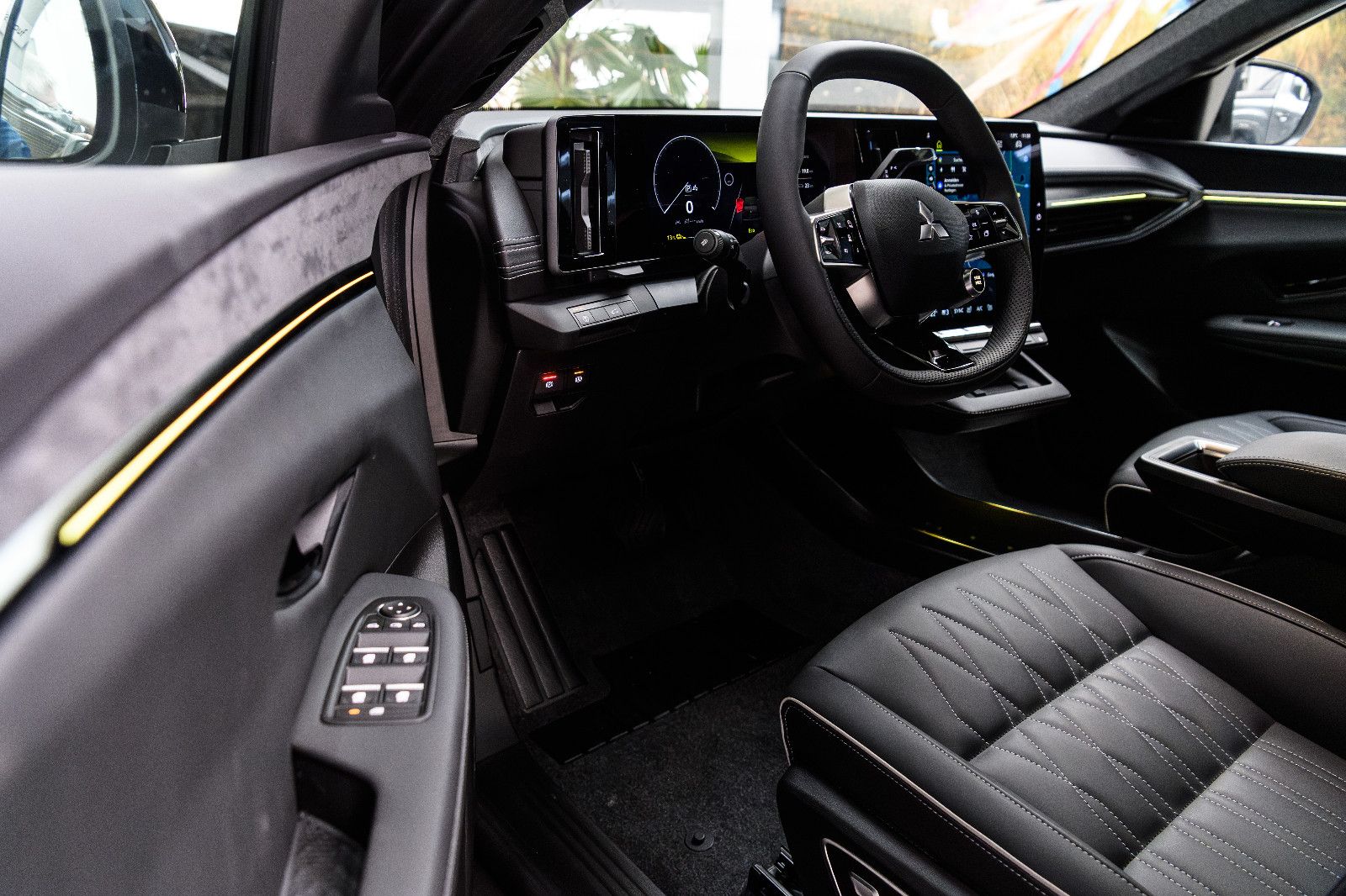 Fahrzeugabbildung Mitsubishi Eclipse Cross Luxury *22KW Laden