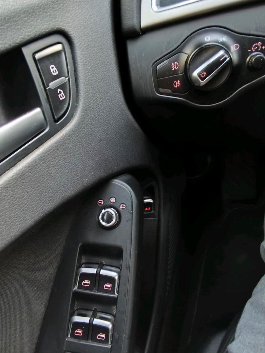 Audi A4 2014 — photo 9