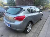 Opel Astra J Lim. 5-trg. Edition - Opel Astra: Limousine, J