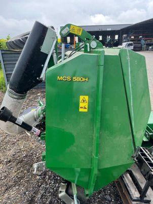 Andere John Deere Grasaufnahme MCS 580 H