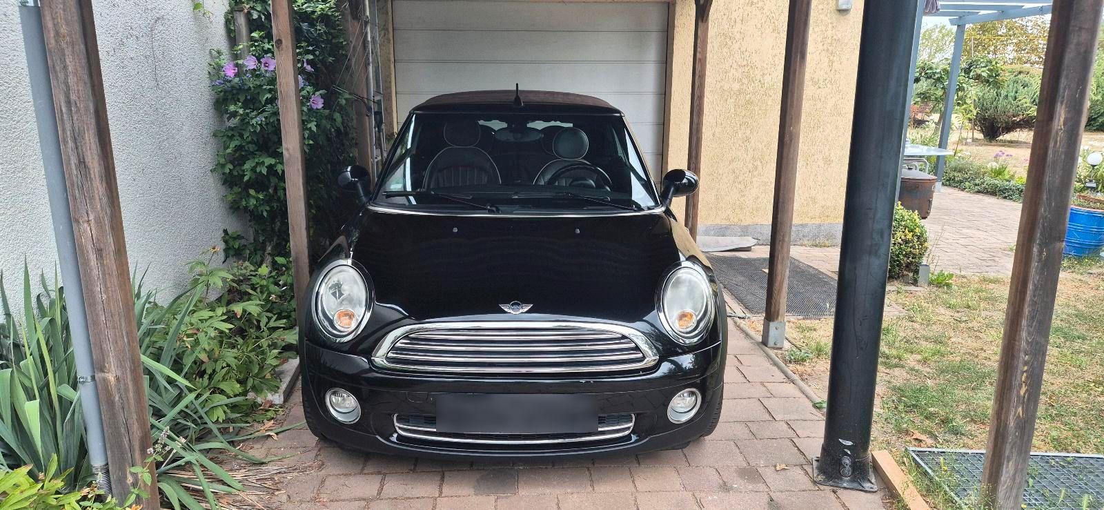 MINI Cooper Cabrio