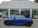 MINI John Cooper Works Cabrio - blaue MINI John Cooper Works Cabrio