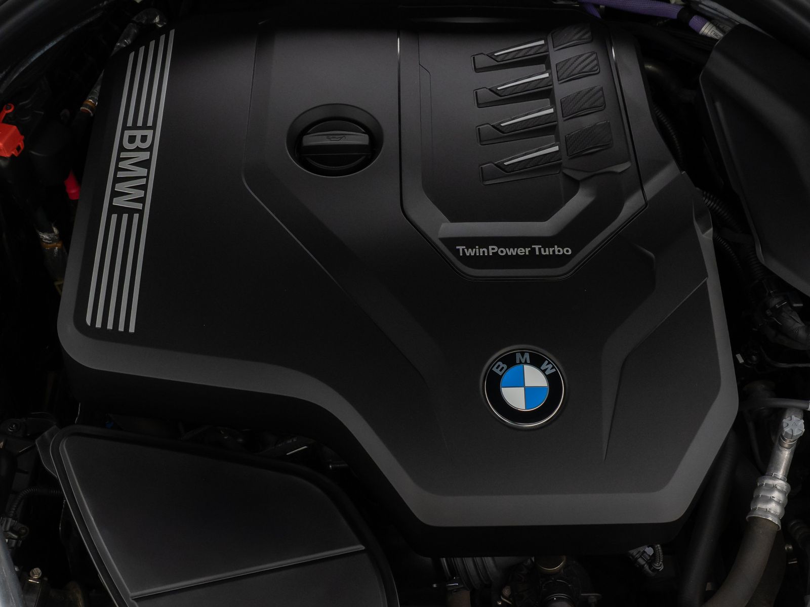 Fahrzeugabbildung BMW 530i xD Luxury Line DAB Kamera HiFi Sportstz 18"