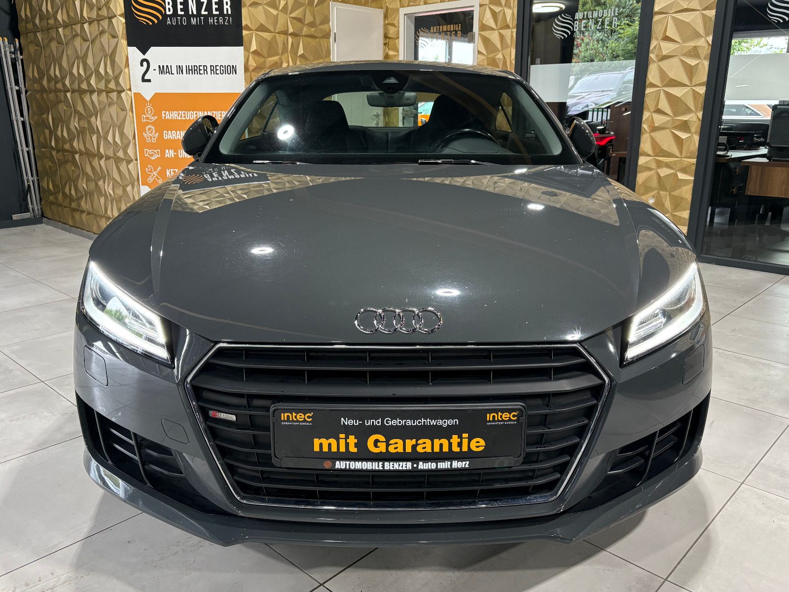 Fahrzeugabbildung Audi TT Coupe 1.8 TFSI/SHZ/NAVI/PDC/ALCANTARA/4-SITZ/