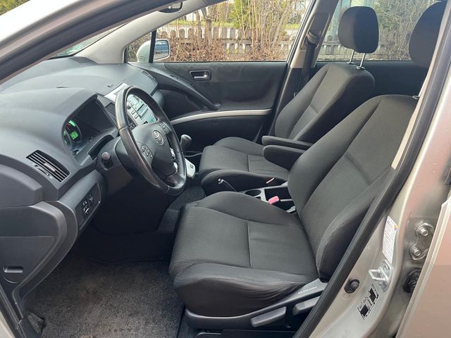 Toyota Corolla Verso 1.8 Sol*7 SITZER*AUTOMATIK* Bild 6