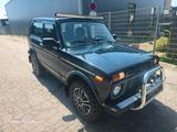 Lada Niva 44 gepflegt Viele Neuteile - Lada Niva von privat
