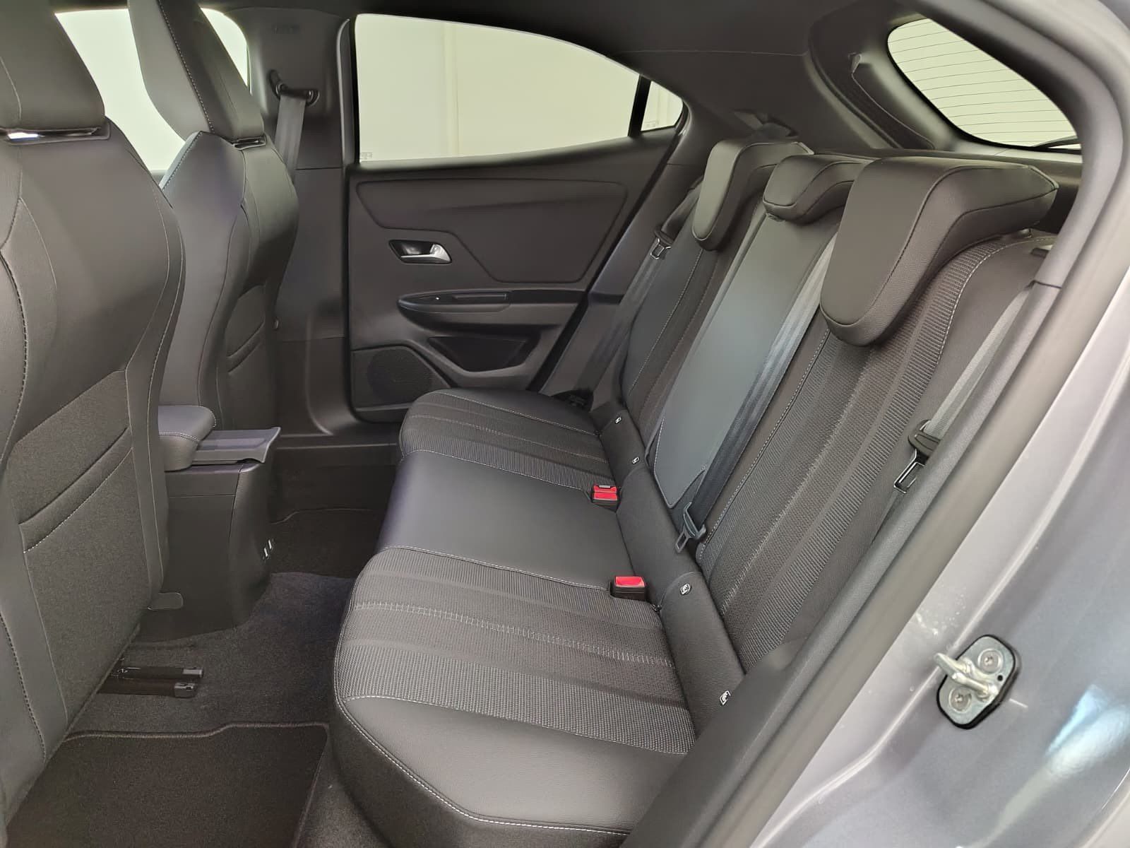 OPEL Mokka 1.2 Turbo GS Automatik SHZ LED Kamera – Bild 9