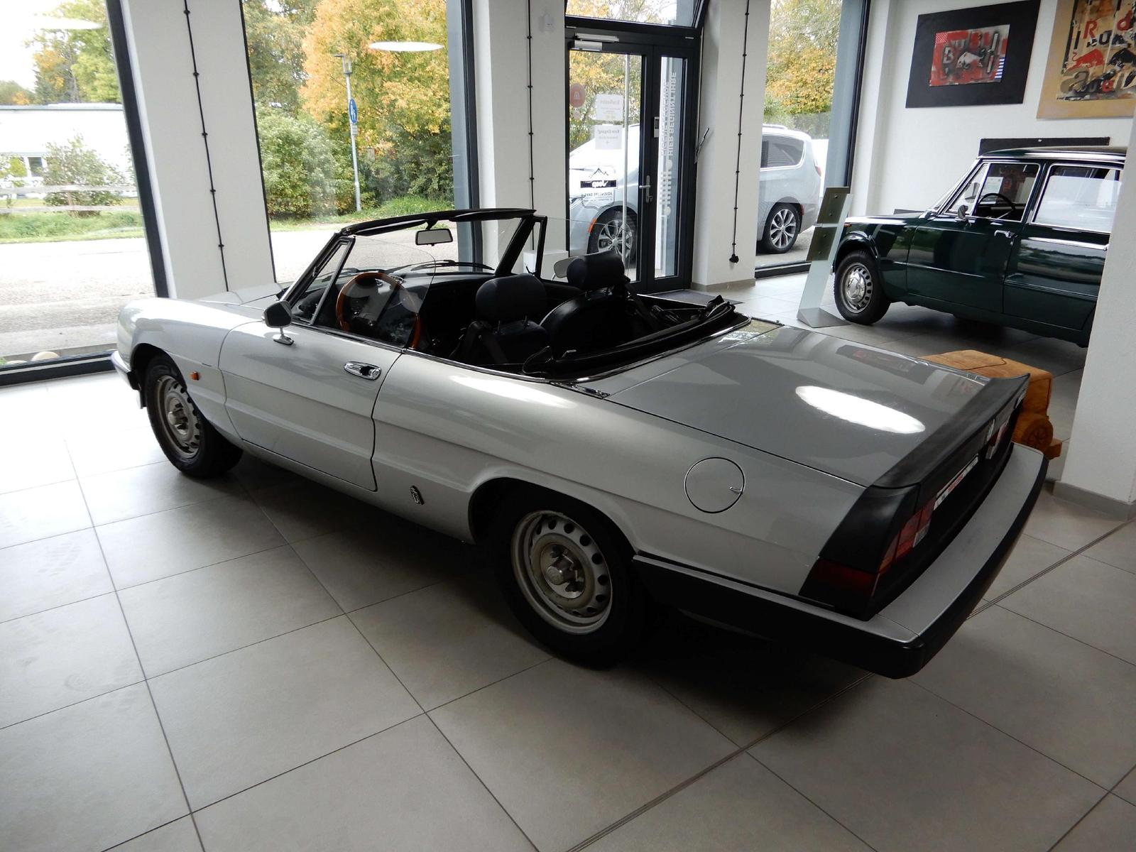 Alfa Romeo Spider Spider 2.0 TRAUM Historie Scheckheft anbe