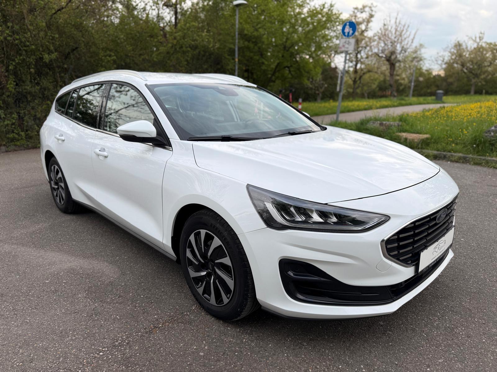 Ford Focus Turnier Titanium 1.5EcoBlue Led/Shz/Kam/1H