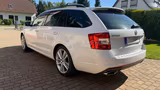 Skoda Octavia RS Combi Greentec Standhzg, AHK, Pano - Skoda Octavia mit Diesel-Antrieb: Standheizung