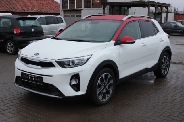 Kia Stonic Spirit 1.6  CRDi  Navi PDC Kamera DAB