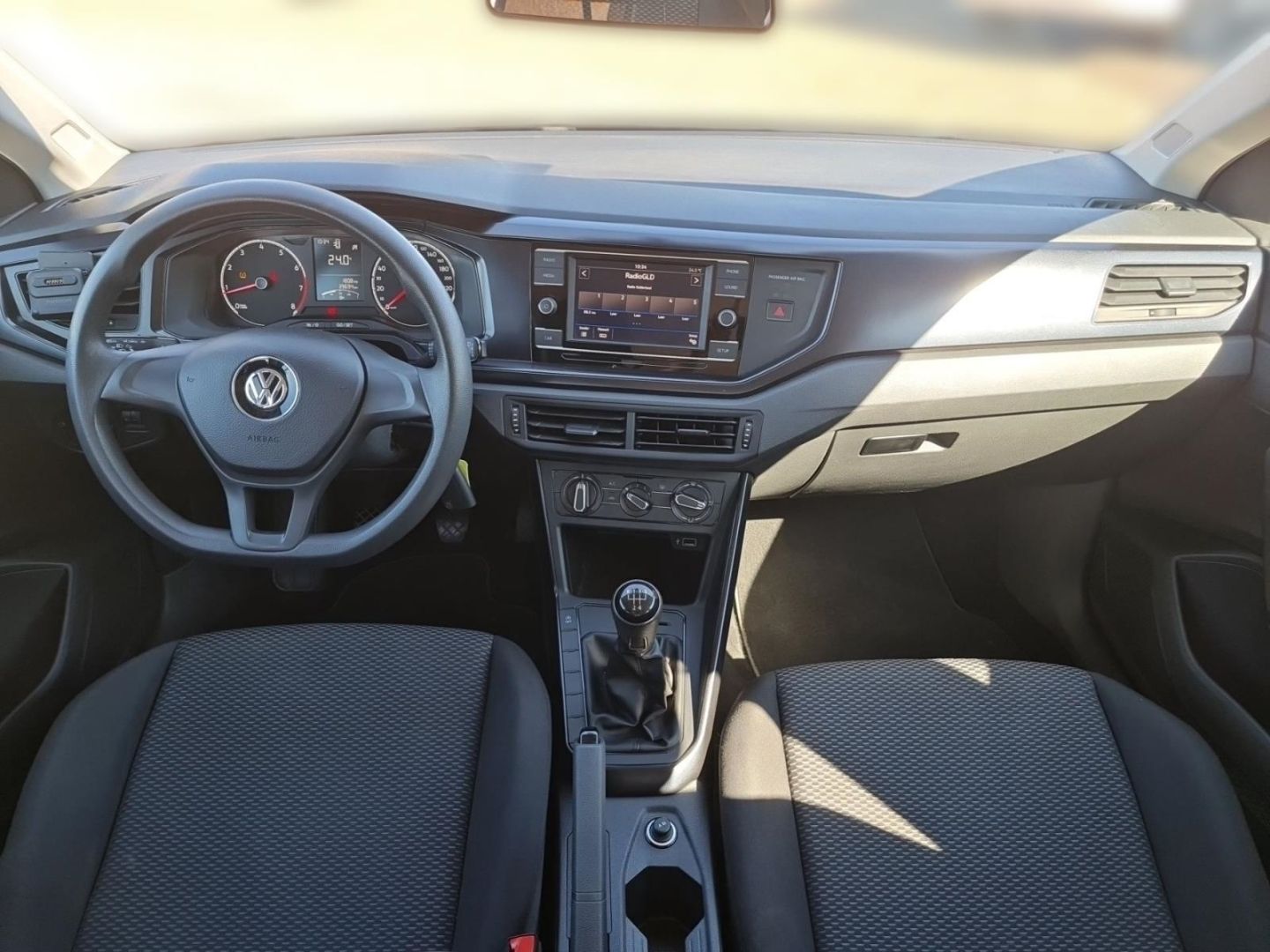 Fahrzeugabbildung Volkswagen Polo Trendline VI (AW1)(08.2017- 2021)