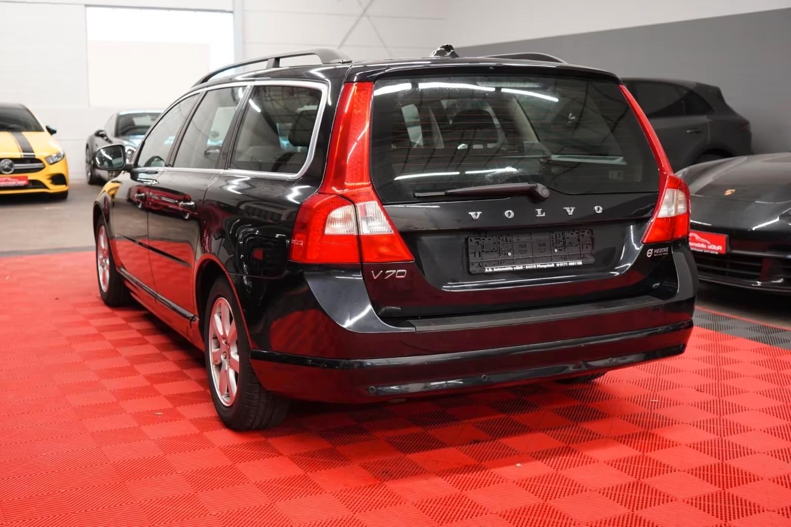 Volvo V70 1.6 D 114 ch Kinetic • 38 500 km • 1ère Main - Toit ouvrant • GPS • Clim bizone • Sièges chauffants
