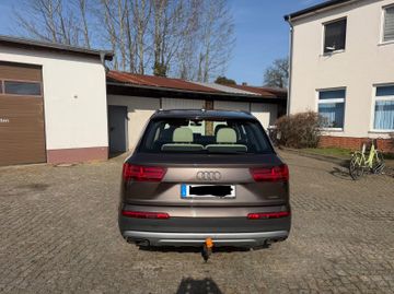 Audi Q7 - 6