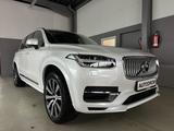 Volvo XC90 Plus Bright Recharge Plug-In Hybrid AWD - Volvo XC90 Gebrauchtwagen in Stuttgart