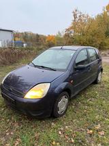 Ford Fiesta 1.4 Tdci Tuv 04.2027 - Ford Fiesta aus 2005 mit Diesel-Antrieb