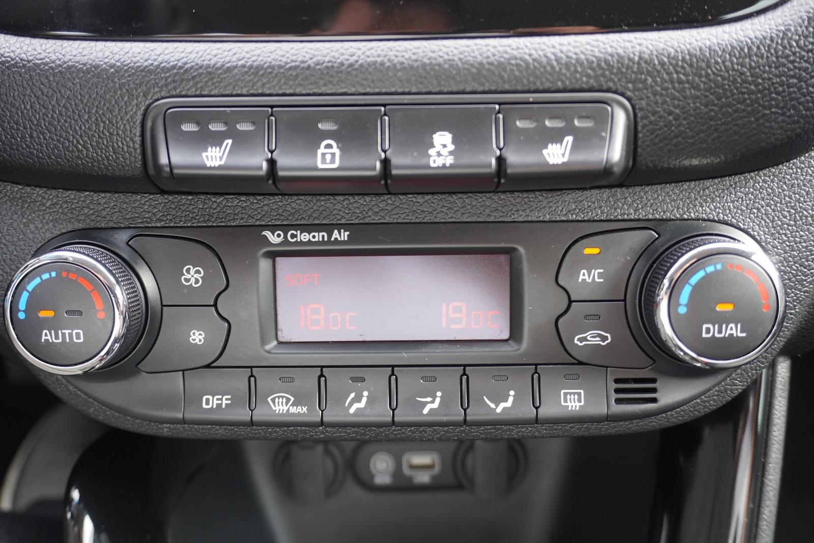 Kia Ceed SW 1.4 Attract Klimaaut. Kamera Sitzheizung