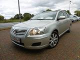 Toyota Avensis Combi 1.8-l-VVT-i, Scheckheft gepflegt - gebrauchte Toyota Avensis aus dem Jahr 2007