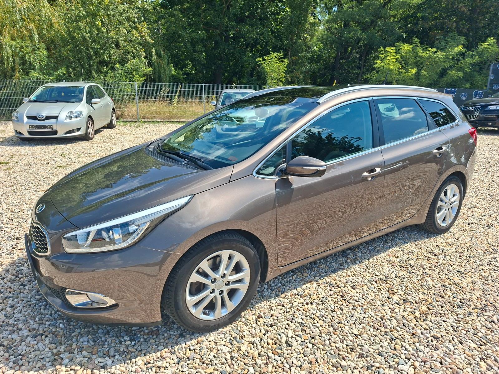 Kia cee'd 2015 — engine 1.582 cm³, 128 HP (94kW)