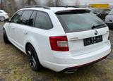 Skoda Octavia Combi RS *PANO*NAVI*ACC*CANTON*PDC - Skoda Octavia: Winterreifen