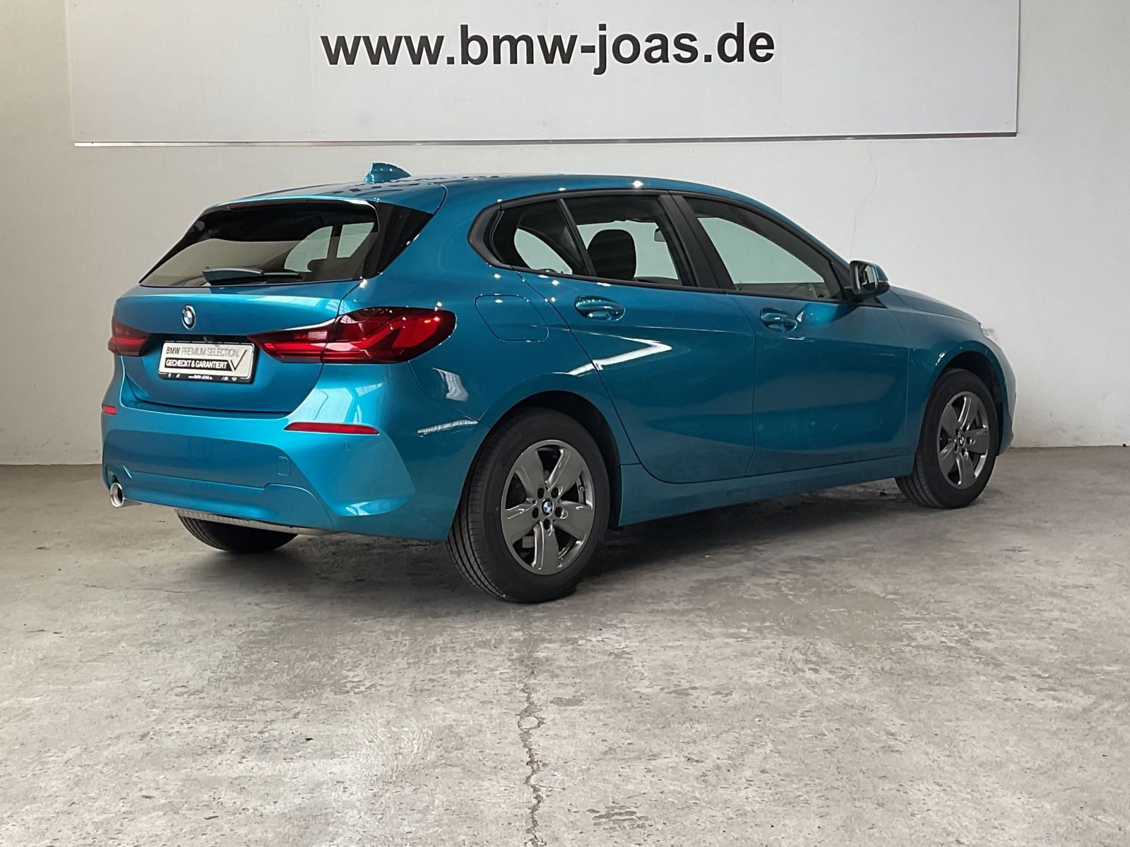 Fahrzeugabbildung BMW 116i | Außenspiegelpaket | Tempomat | Sitzheizun