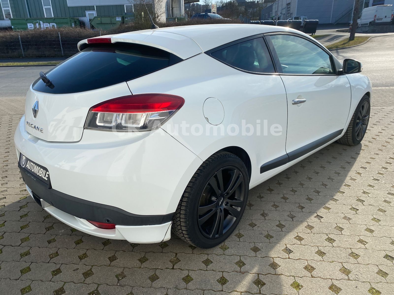 Fahrzeugabbildung Renault Megane III Coupe Luxe 2.0 Turbo/Bi-Xenon/PDC